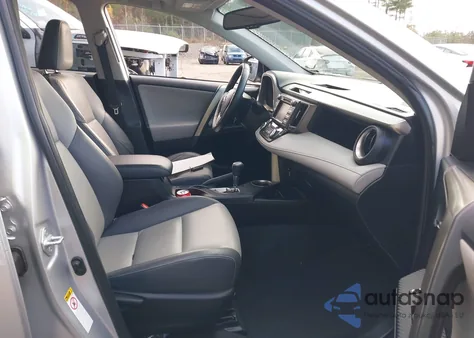 2015 Toyota Rav4 Limited z USA, uszkodzony, nr VIN JTMDFREV1FD155702